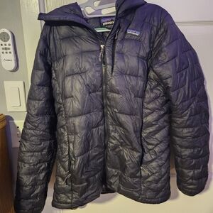 Patagonia Women's Medium Macro Puff Hoody